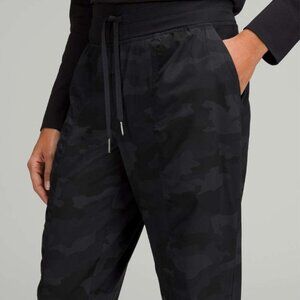 Lululemon Dance Studio Mid-Rise Jogger Size 14